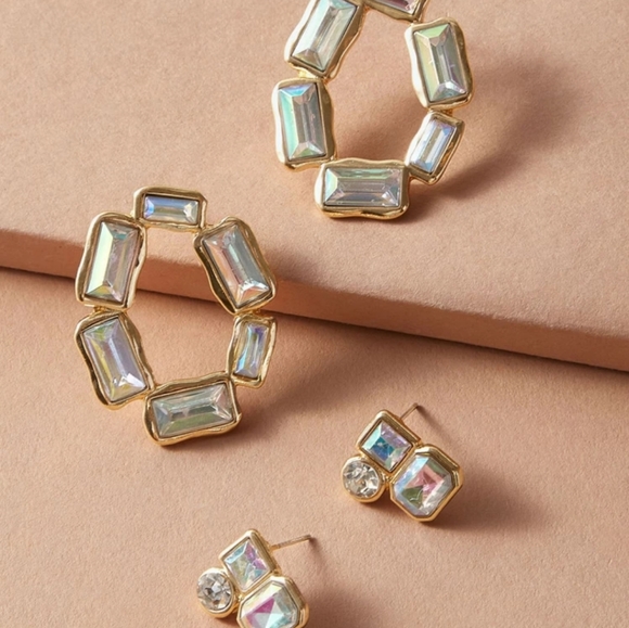 Iridescent Earring Set - Picture 5 of 5